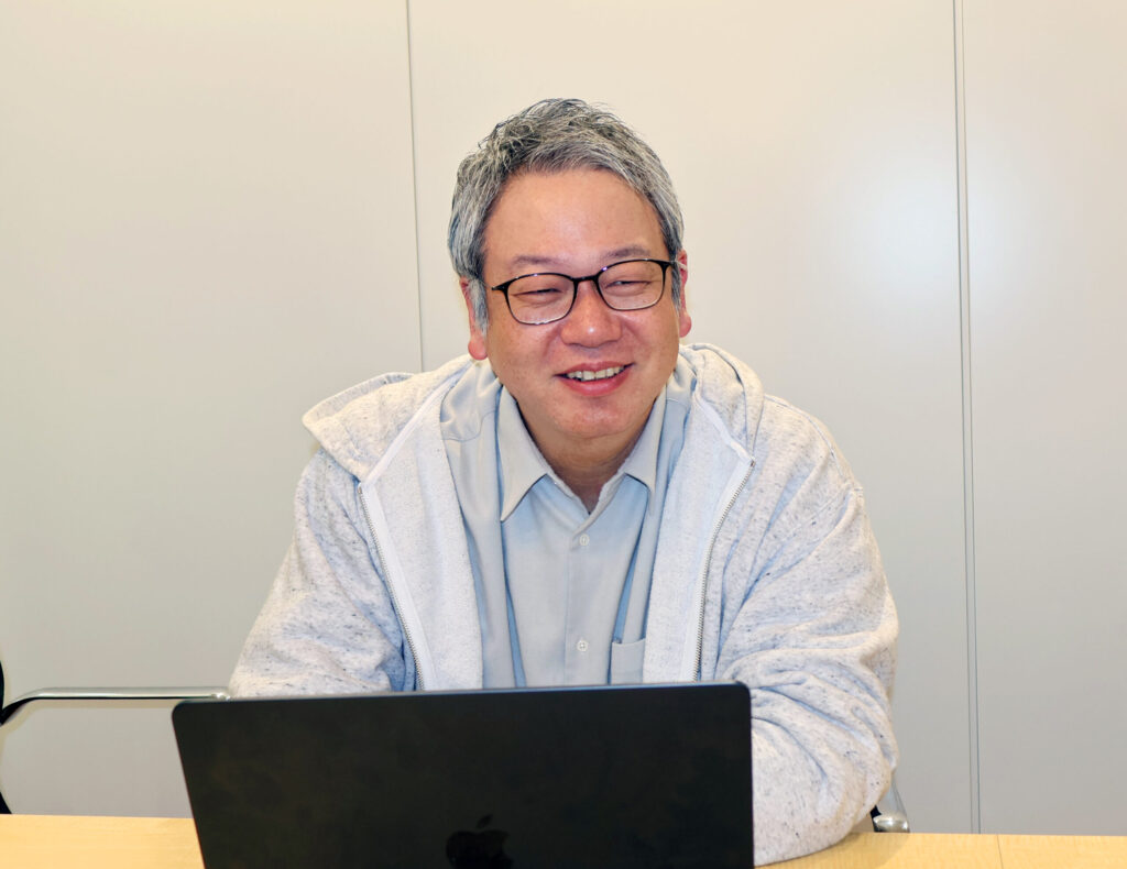 i-plug（アイプラグ）の阿部さんのお写真